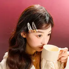 可愛いカートゥーン水豚デザインの毛糸ヘアバンド【チョコレート色・髪留め用・女性向け】（セットアップ対応）