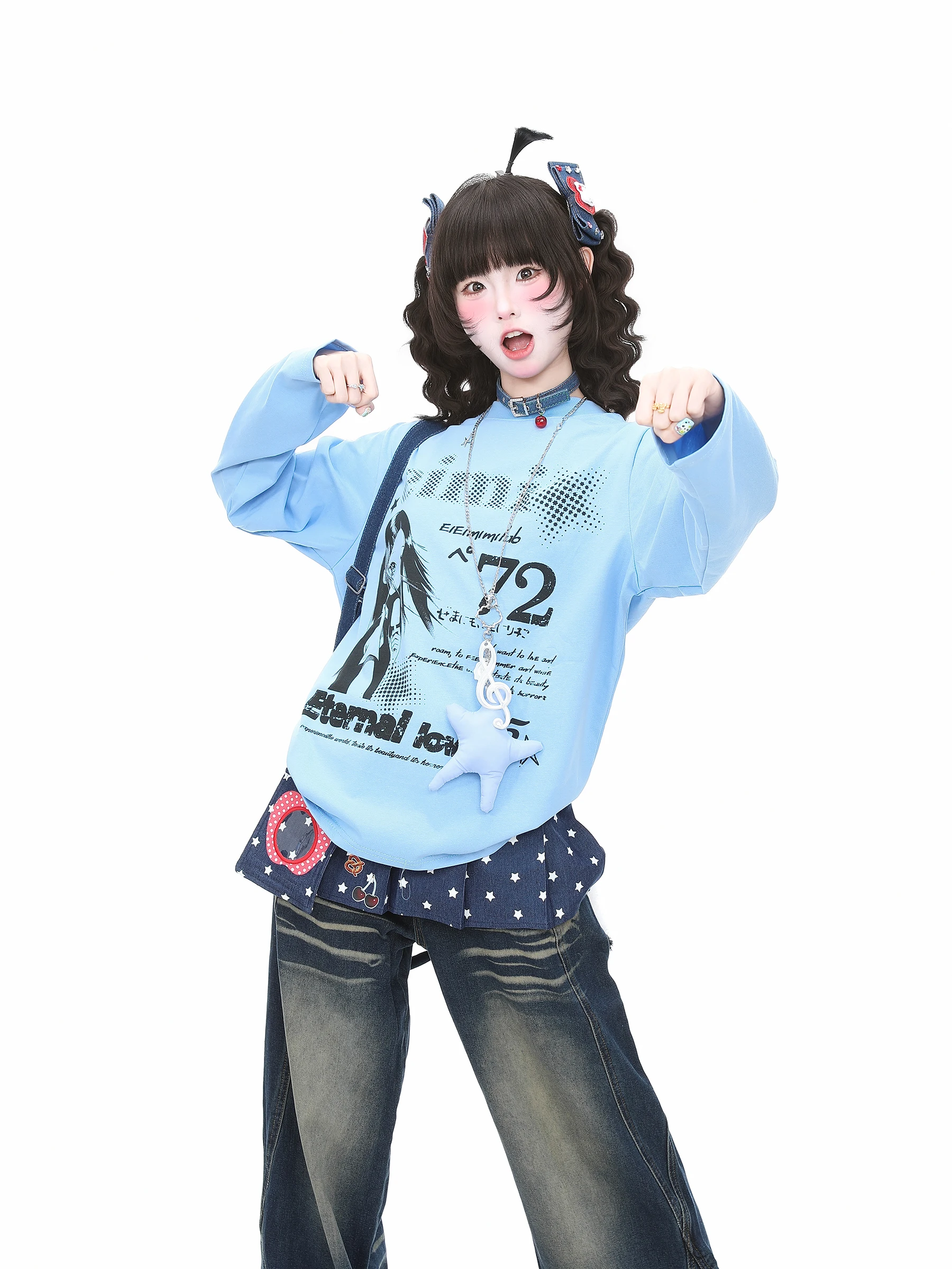 Y2Kスタイルの長袖Tシャツ：Languid Parkの迷彩デザインが定義する春のカジュアルスタイル