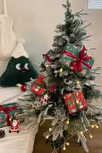 可愛いギフトボックス付きのクリスマスオリジナルラッピングペーパー【大判・リボン付き】
