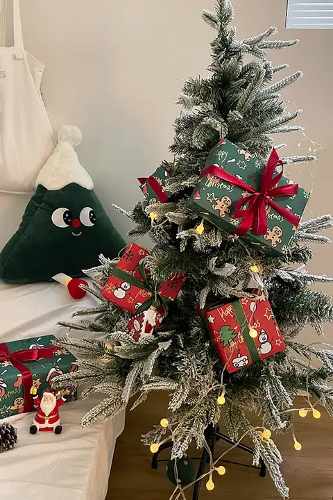 可愛いギフトボックス付きのクリスマスオリジナルラッピングペーパー【大判・リボン付き】