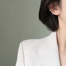 高級感のあるイヤーカフ【穴あけ不要・二重デザイン・おしゃれな欧米風・無痛】
