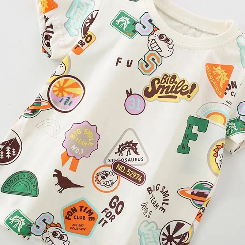 男の子用夏用挿絵付き半袖Tシャツ：3歳児向けカジュアルファッションの選定基準