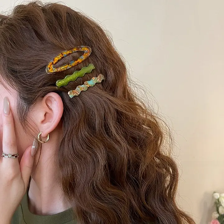 ヴィンテージ風アセテートヘアクリップ【サイドクリップ・前髪用・バンスクリップ】