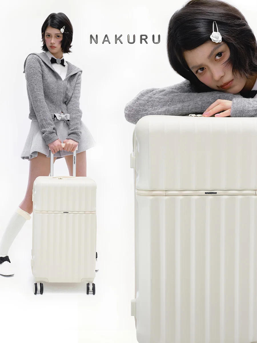 旅行用キャリーバッグ：2泊3日出張や機内持ち込みに最適な軽量タイプ