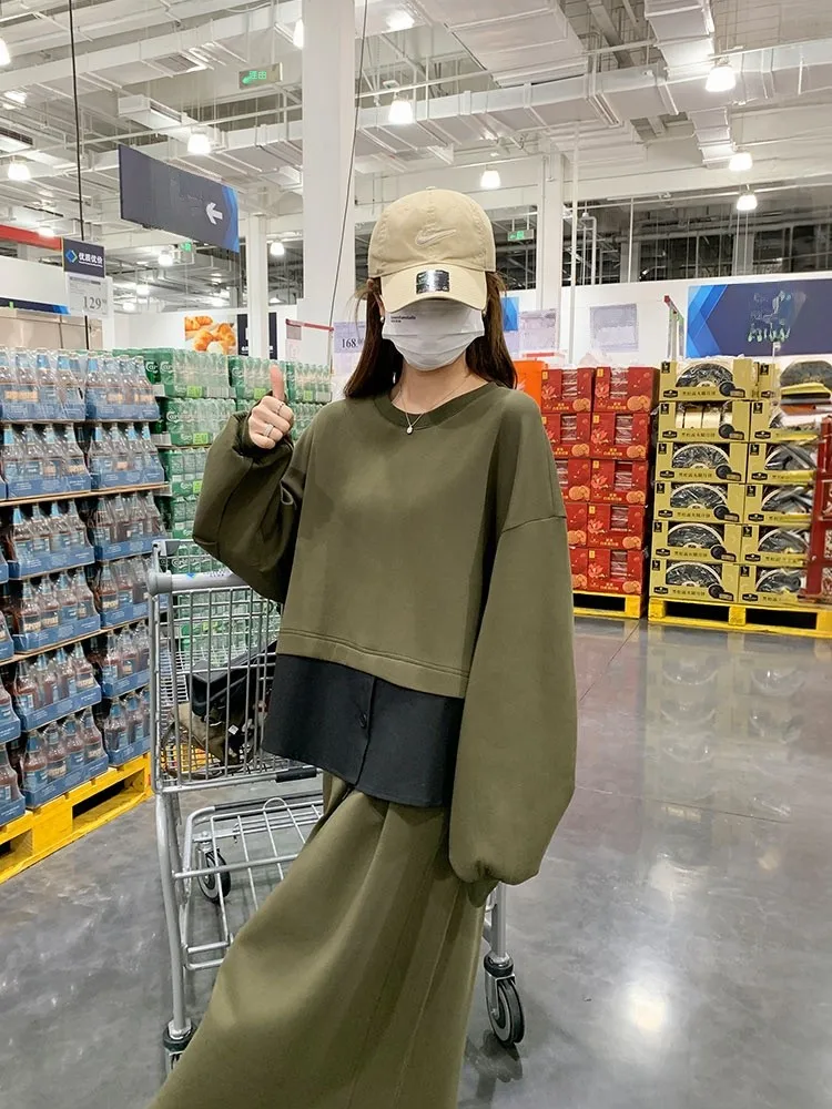カーキパーカーを着るなら、本当にシンプルに着こなす方法は？