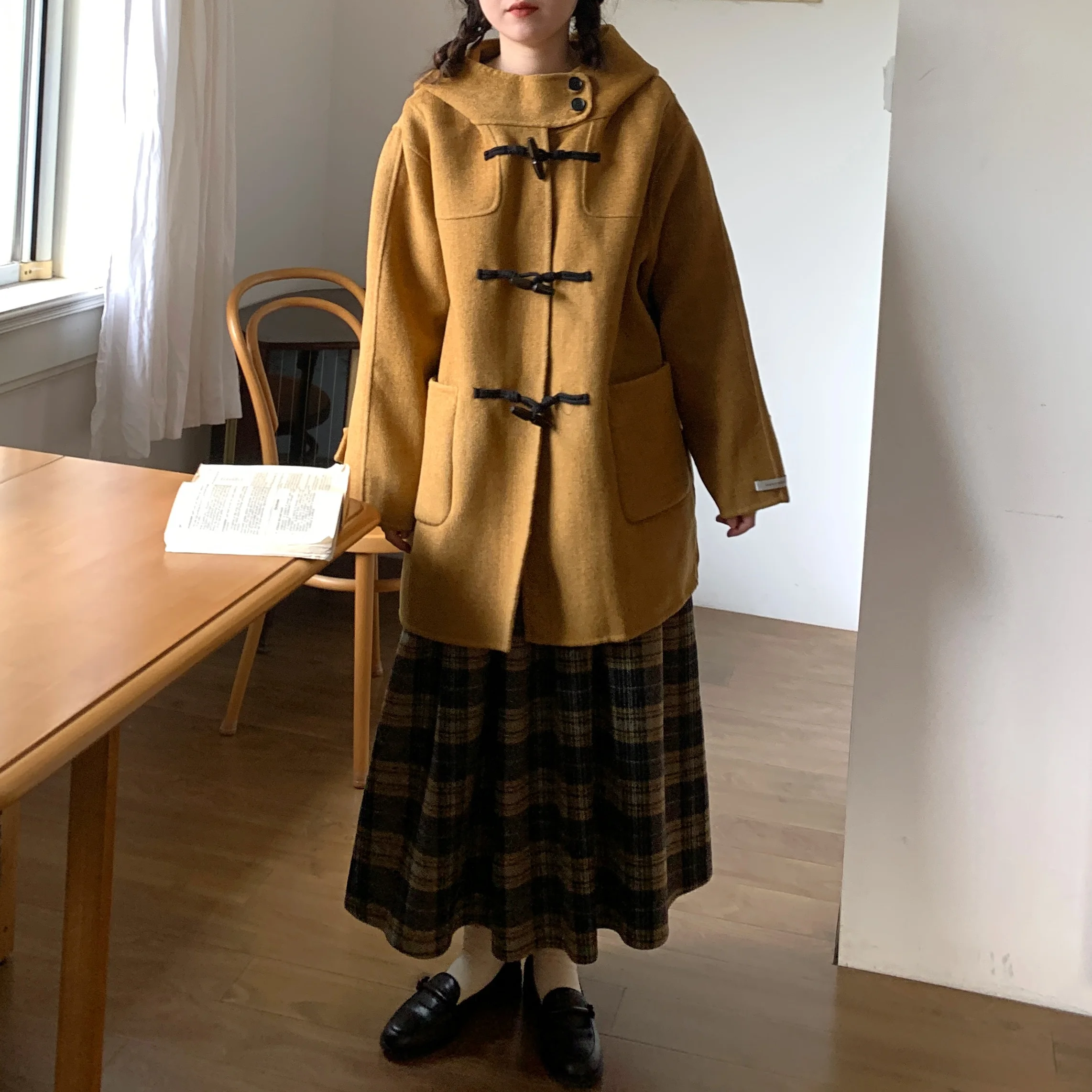 traditional weatherwear コート は冬にぴったりなのか？学院風デザインのダウンコートが解決するリアルな悩み