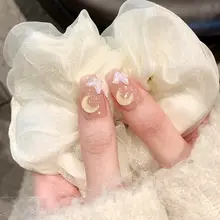 魅力満載の可愛いネイルシール【長め・短め・取り外し可能】