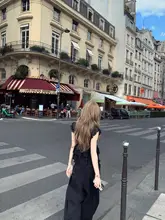 Vネックのフリル付きレースシフォンブラウス【女性用・夏向け・重厚感あるデザイン】