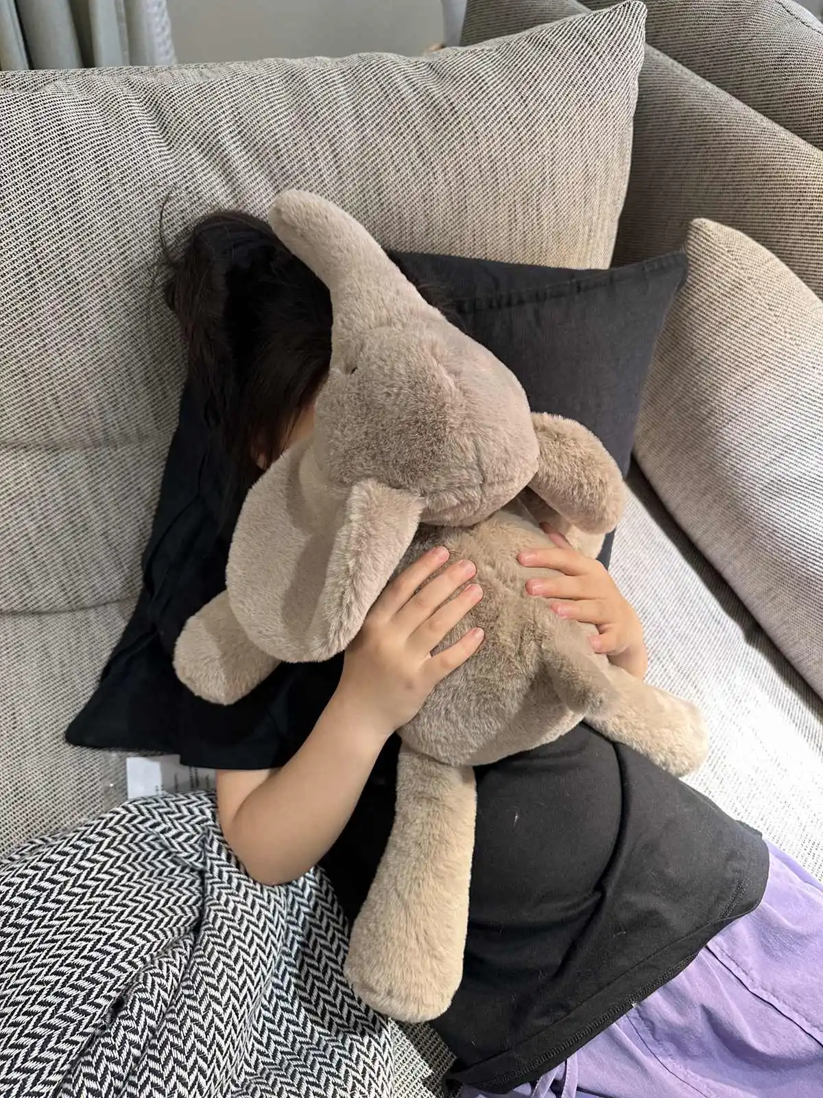 北欧風小象ぬいぐるみ：3ヶ月から9ヶ月の赤ちゃんに適した抱き枕としての実用性