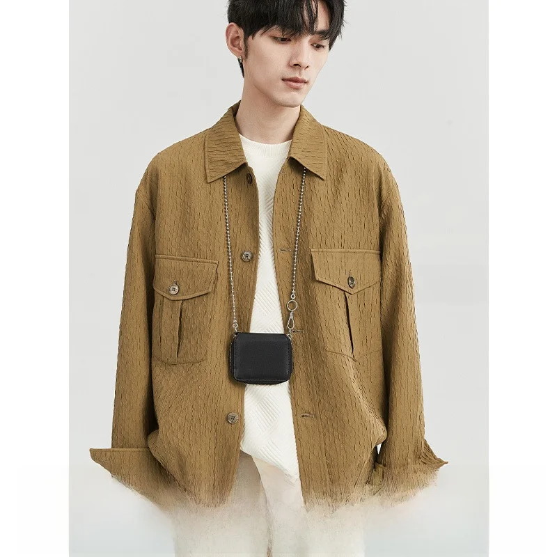 かっこいいメンズアウターは、本当に「見た目」だけじゃない？