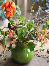 欧風陶器製花瓶【グリーン・二つ耳付き・氷ひび割れ模様・インテリア装飾用】