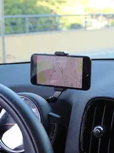 スマホ車載スタンド 使う人/使用シーン: 車両用品 材質: 専用ミニダッシュボード 特徴: ナビゲーション固定