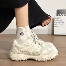 通気性のあるアウトドア登山シューズ【女性用・厚底・日常使い・学生向け】