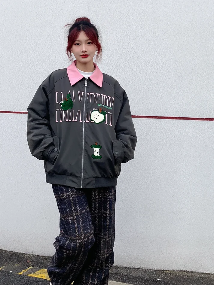 大人可愛い服 50代コーデ 完全ガイド｜質感と色のバランスで失敗しないスタイル