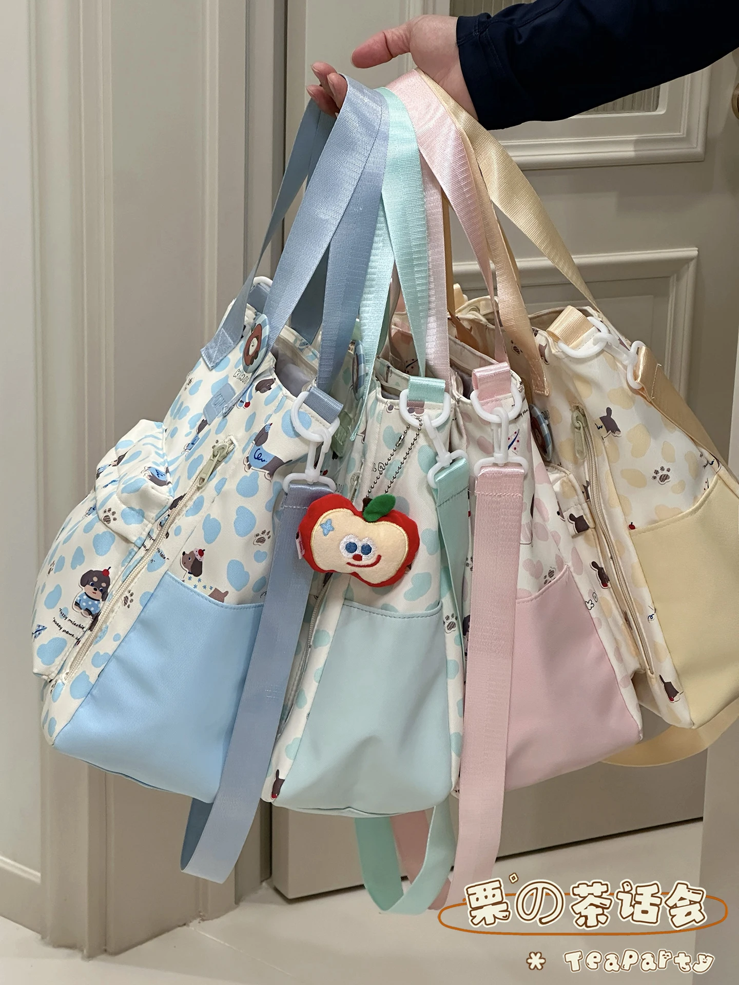 かわいいクロスボディバッグ：日韓風の女性向け横款デザインと折りたたみ機能