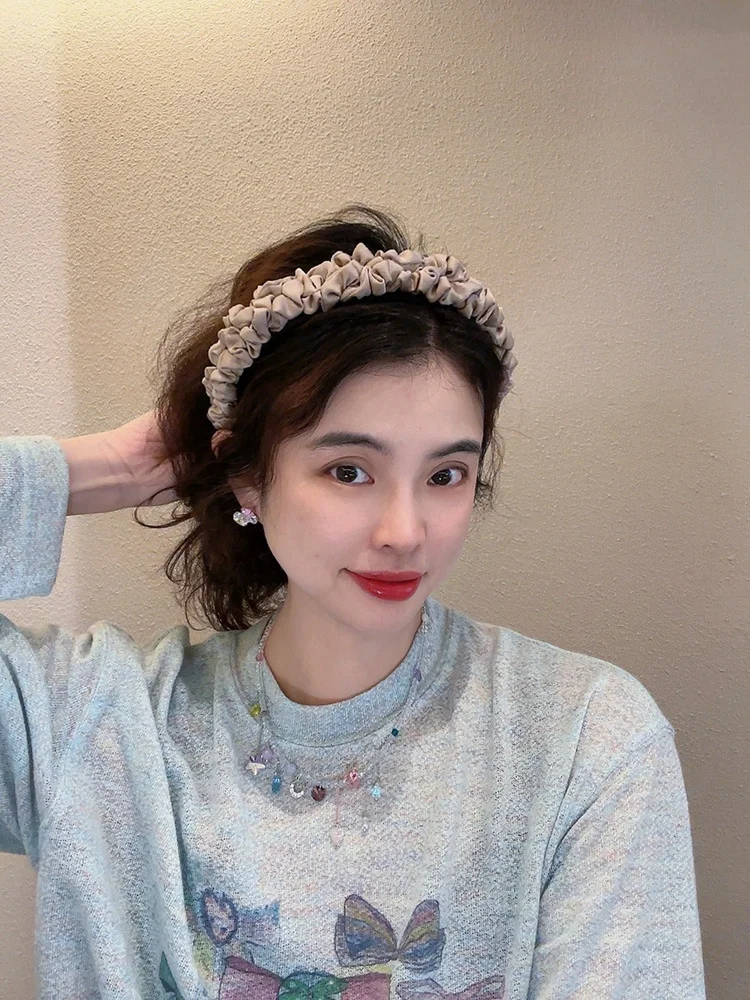 フラワークラウンとヘアバンドの選択で迷うなら、今こそこの1品を試してみよう