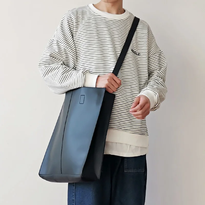 デートに使える男のバッグは、本当に「シンプル」が勝る？