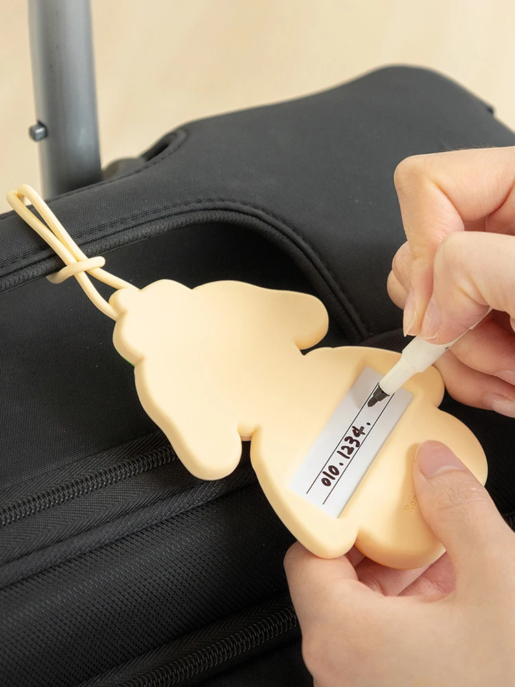 かわいいキャラクターシリコンラゲージタグ：旅行用名前プレートの防紛失機能と実用性