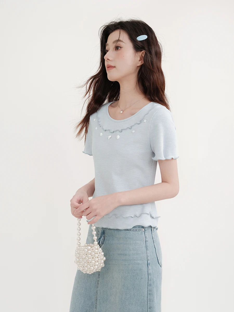 tシャツコーデレディースで失敗しない方法は？シンプルさと旬の色を両立する1つの答え