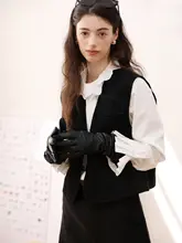 ペイズリー柄ノースリーブベストとスカートのカジュアルコーディネート（セットアップ対応）