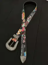 ストリートアートデザインのビーズ飾りベルト【装飾用バックル付き・ユニセックス】