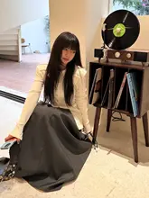 レトログレーのハイウエストAラインプリーツスカート【細見え効果・春秋用】