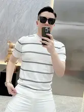 ストライプデザインのアイスシルク短袖Tシャツ【ファッション・アクティブフィット・通気性】