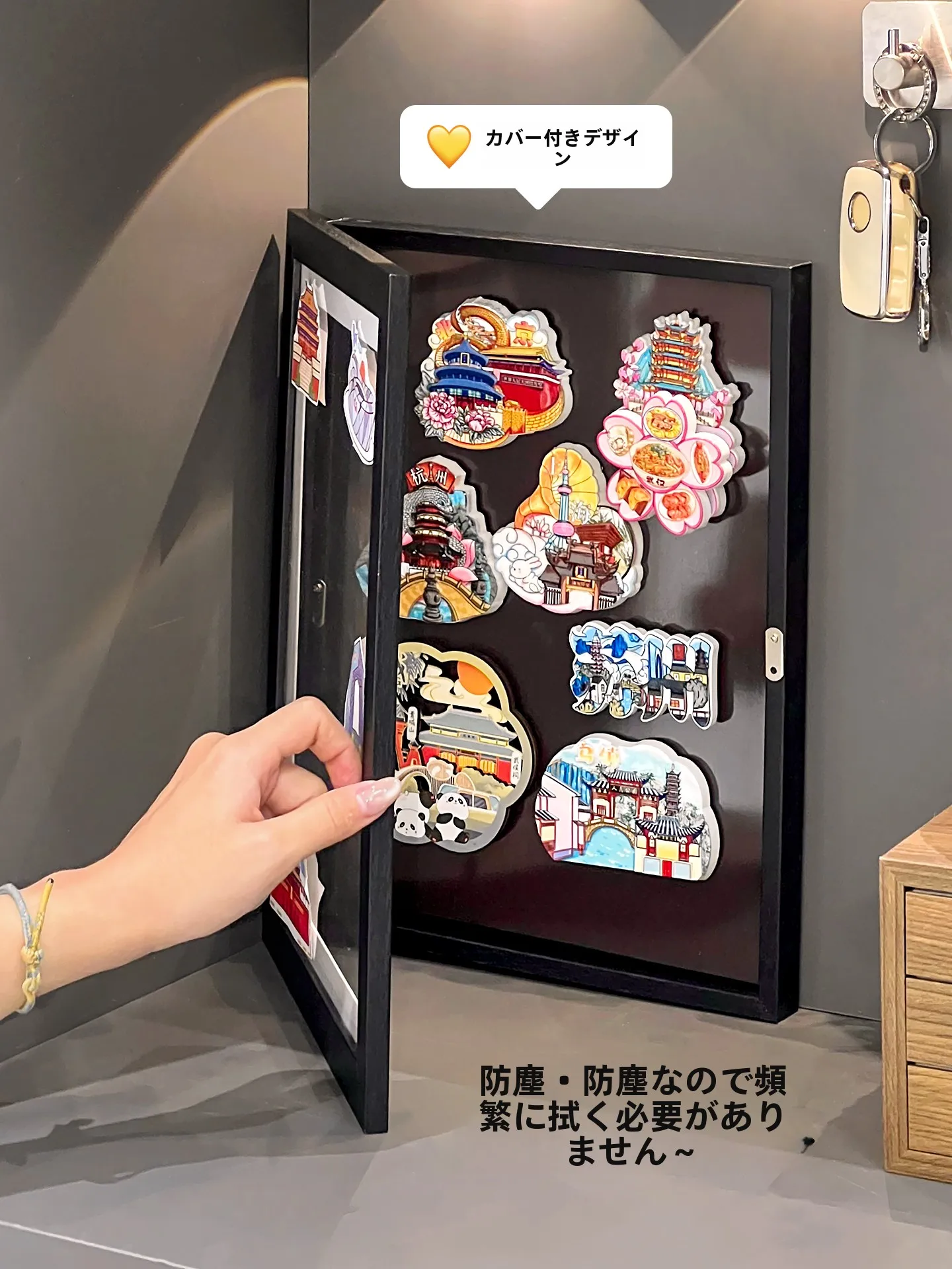「B6サイズの身近なもの」はどんなもの？ポスター枠とマグネットフレームの違いを知れば、暮らしに自然に取り入れられる
