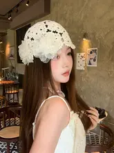 魅力的な花模様のニットキャップ【春夏用・手編み・透かしデザイン】
