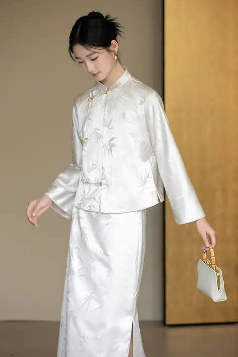 中式デザインの外套【茶服・半袖・提花仕立て・スカート付き】（セットアップ対応）