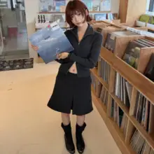 デザイン性のある黒いスーツ風ミディスカート【Aライン・春秋用・女性用】