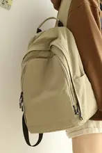 リュック デイパック 軽量 シンプル 男女兼用 通学 旅行 登山 アウトドア