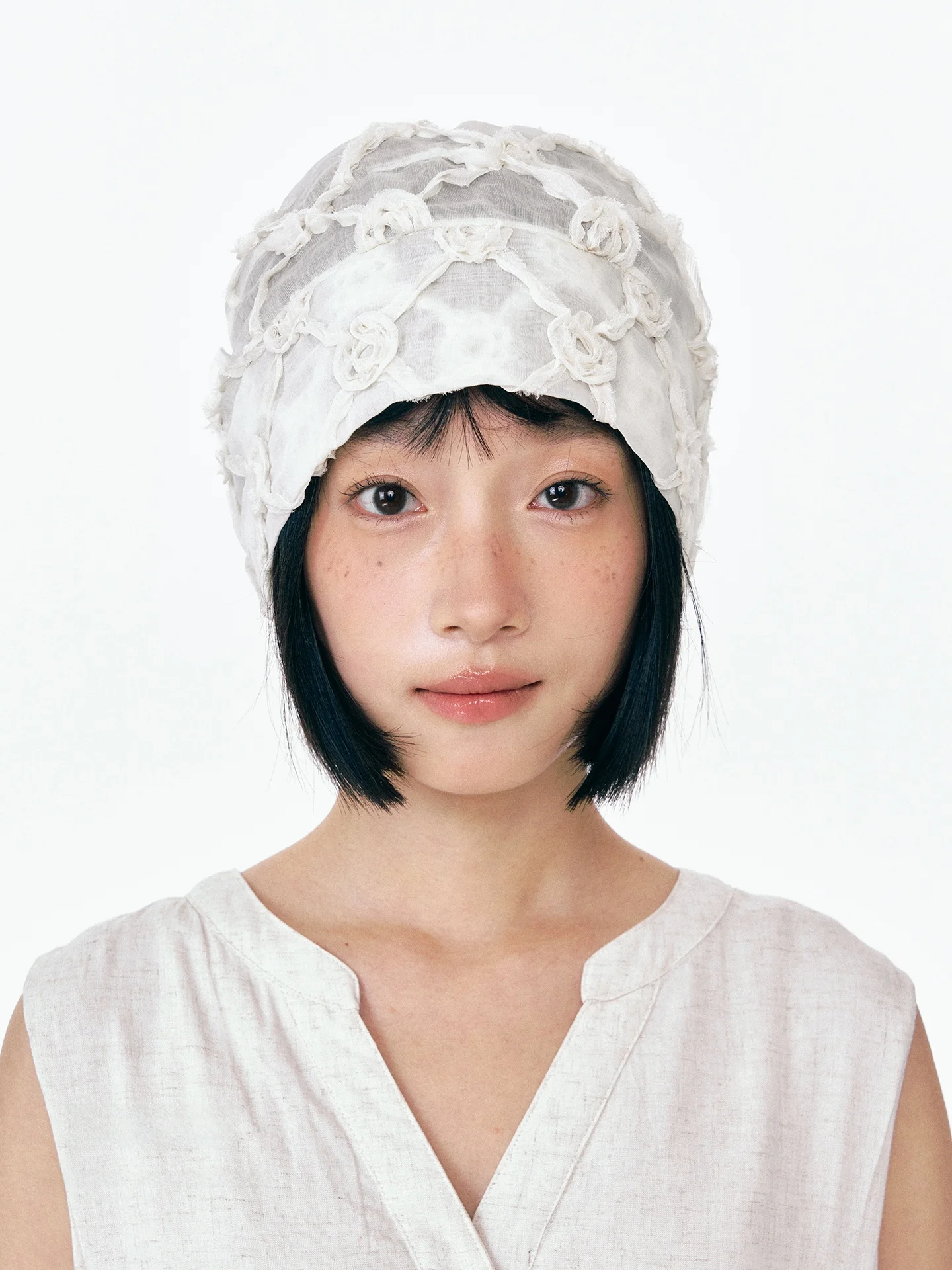 春夏用フラワーレース付きパーカーキャップ：女性向けデザインスタイルの実用性と季節適応性