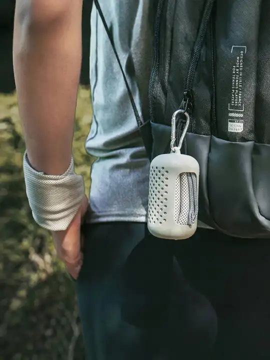 冷感スポーツタオル【速乾・吸汗・携帯便利・フィットネス用】