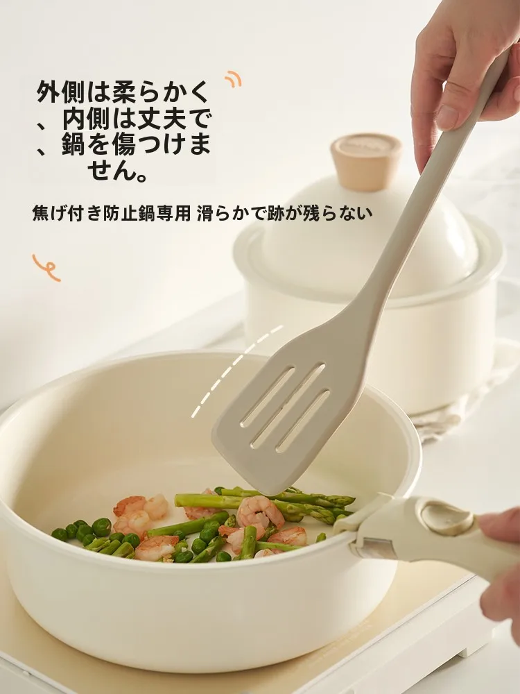 磁気吸引シリコンヘラセット：ノンスティック鍋対応の調理グッズの実用性と使い方