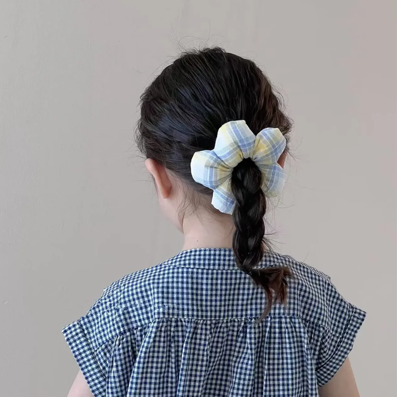 春の手作り飾りにぴったりな花モチーフヘアゴムは、どう選ぶ？