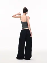 黒のストライプノースリーブトップス【夏用・フィット感・デザイン性】
