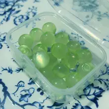 国風デザインのボタン付き中華シャツ【パール光沢・緑色の玉製ボタン】