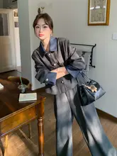 深灰色のカジュアルジャケット【短丈・スリムフィット・春用】＆ストレートパンツ【高級感・フィット】（セットアップ対応）