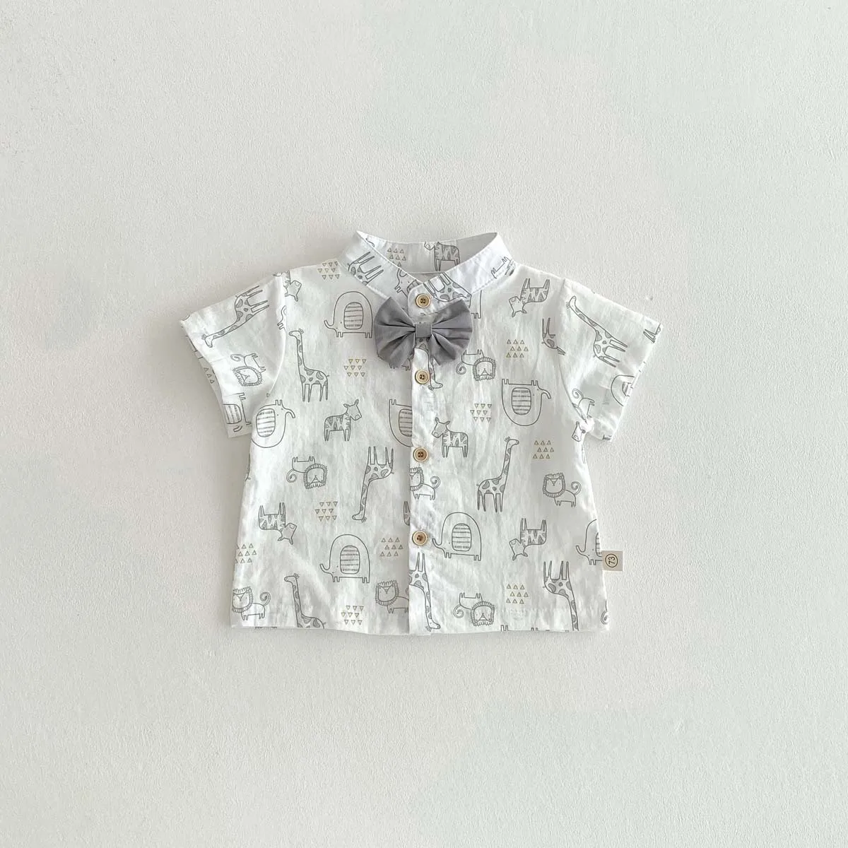 1歳の男の子バースデーにどんな服がおすすめ？イギリス風のアカデミースタイルが今、注目されてい る理由