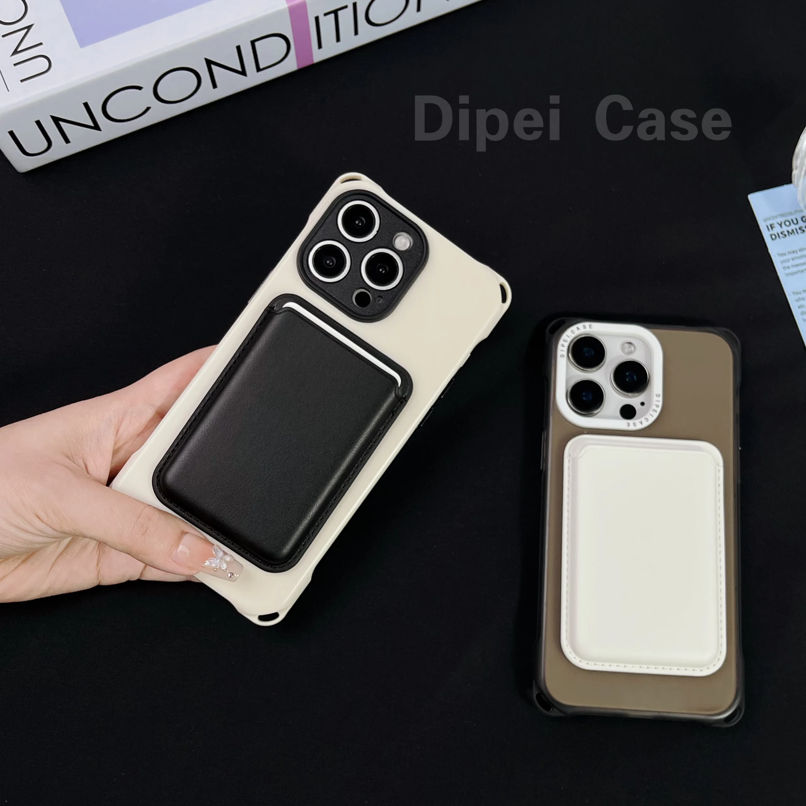 スマホカードリーダーを選ぶべきか？それとも、シンプルなカードホルダーがもっと優れているのか？