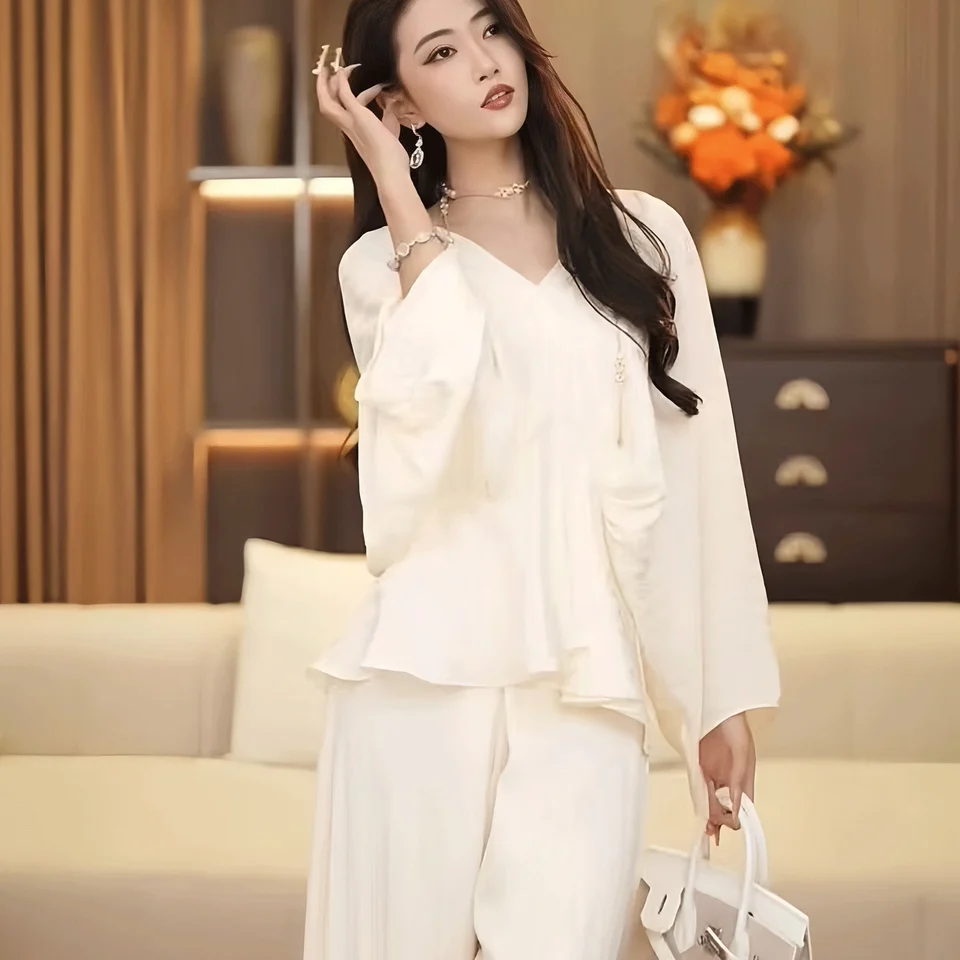 洗練されたデザイン！秋用シフォン素材のプリーツ2点セット（セットアップ対応）