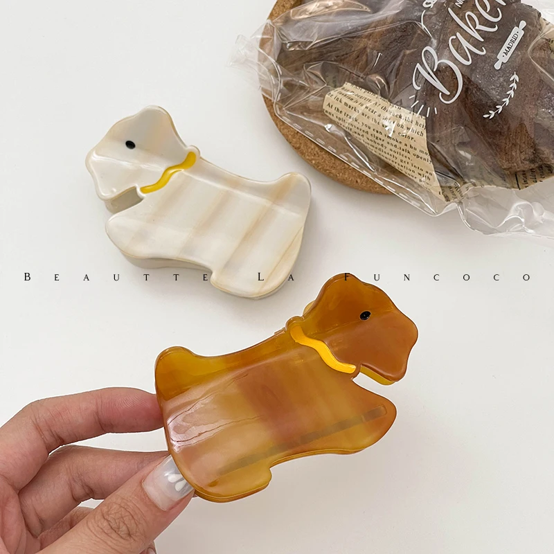 かわいい バズカット 女性向け 小犬デザインヘアクリップの実用性とファッションマッチング