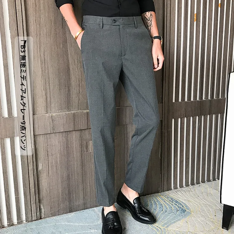 カーゴパンツ メンズ コーデの悩みを解決する、秋のストライプパンツガイド