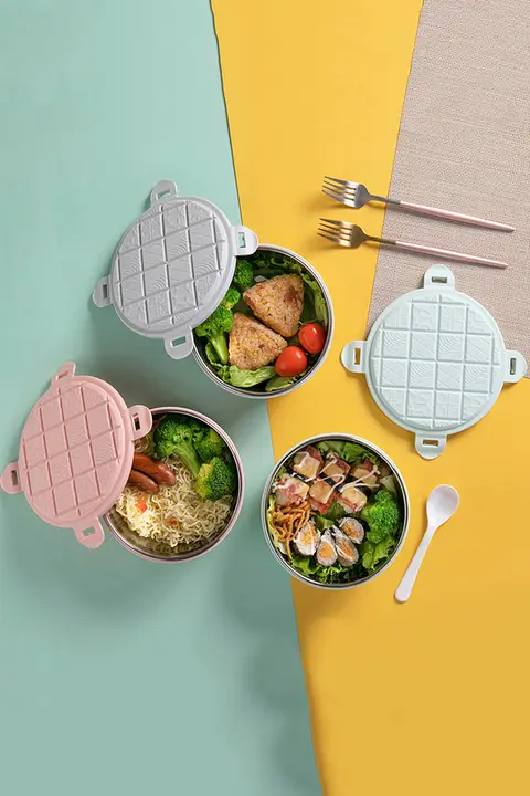 シンプルな学生用お弁当箱【電子レンジ対応・プラスチック製・ふた付き・丸型・大サイズ】