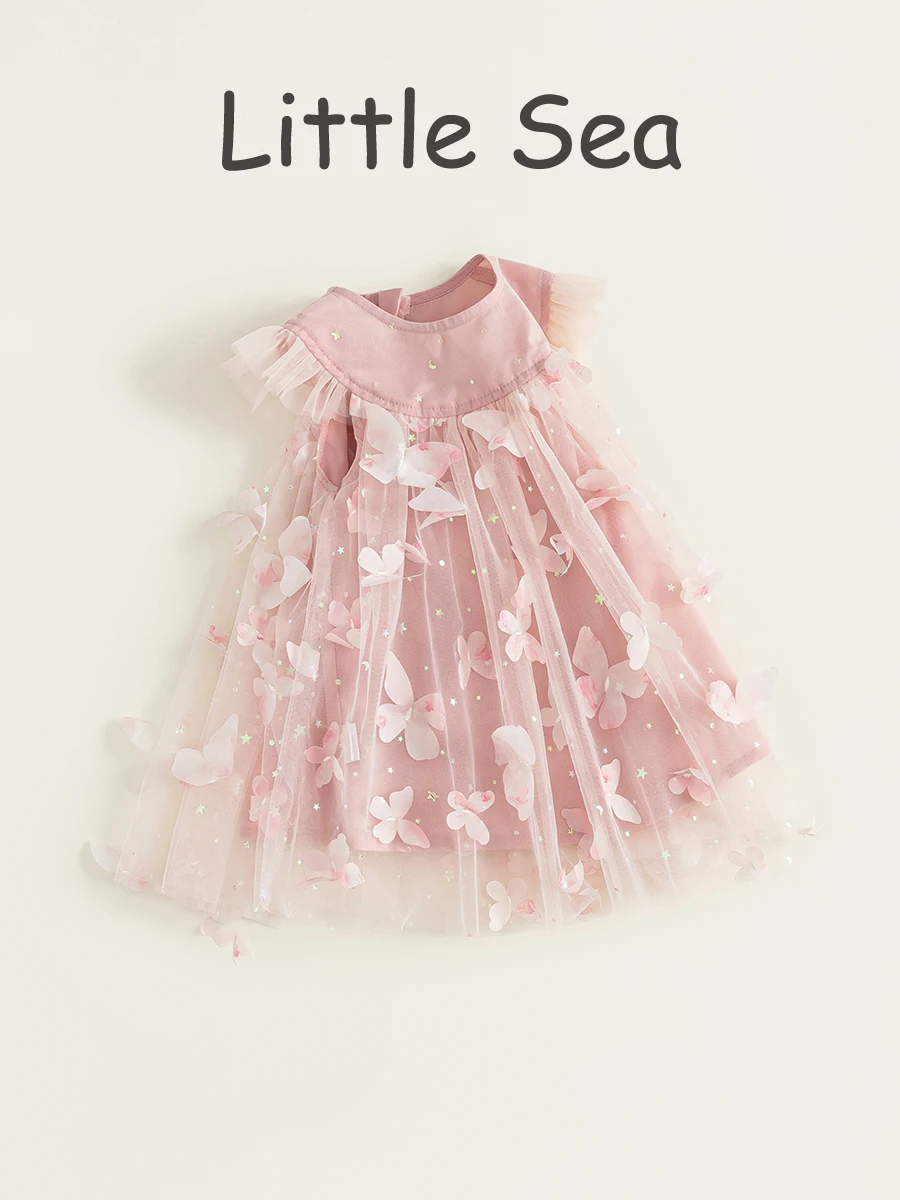 1歳誕生日ドレスと2歳誕生日ドレス、どちらがおすすめ？甘い蝶々モチーフのチュールスカートで解決する