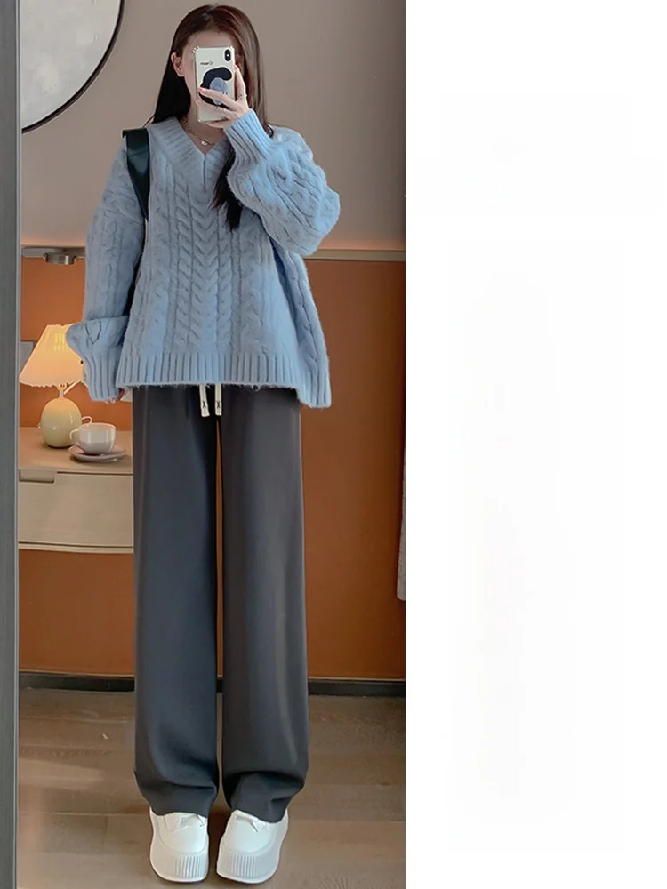 2026秋冬トレンド パンツ どんな風に着る？羊羔绒 ワイドレッグパンツが女性らしいスタイルを創り出す理由