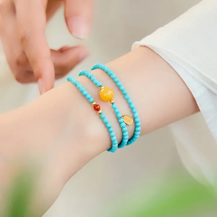 天然のミツバチワックスと南紅を使用したグリーンターコイズブレスレット【手作り・重ね着け対応】
