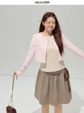 春のデザイン感溢れる二枚仕立てブラウスとスカート【ビッグサイズ・女性用・カジュアル】（セットアップ対応）