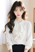 春のトレンド！ホワイトフリルカラーシャツ【ゆったりフィット・フレンチスタイル】